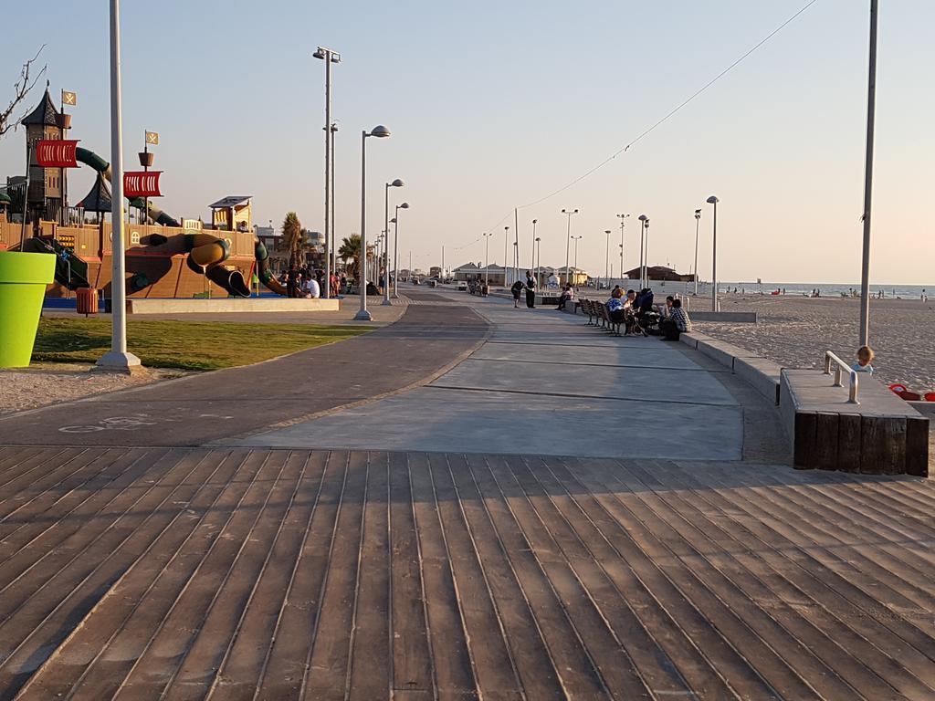 Spat Hotel Ashdod Bagian luar foto