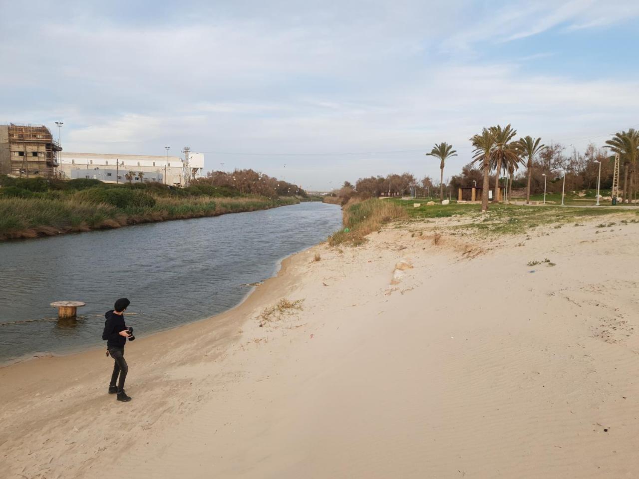 Spat Hotel Ashdod Bagian luar foto