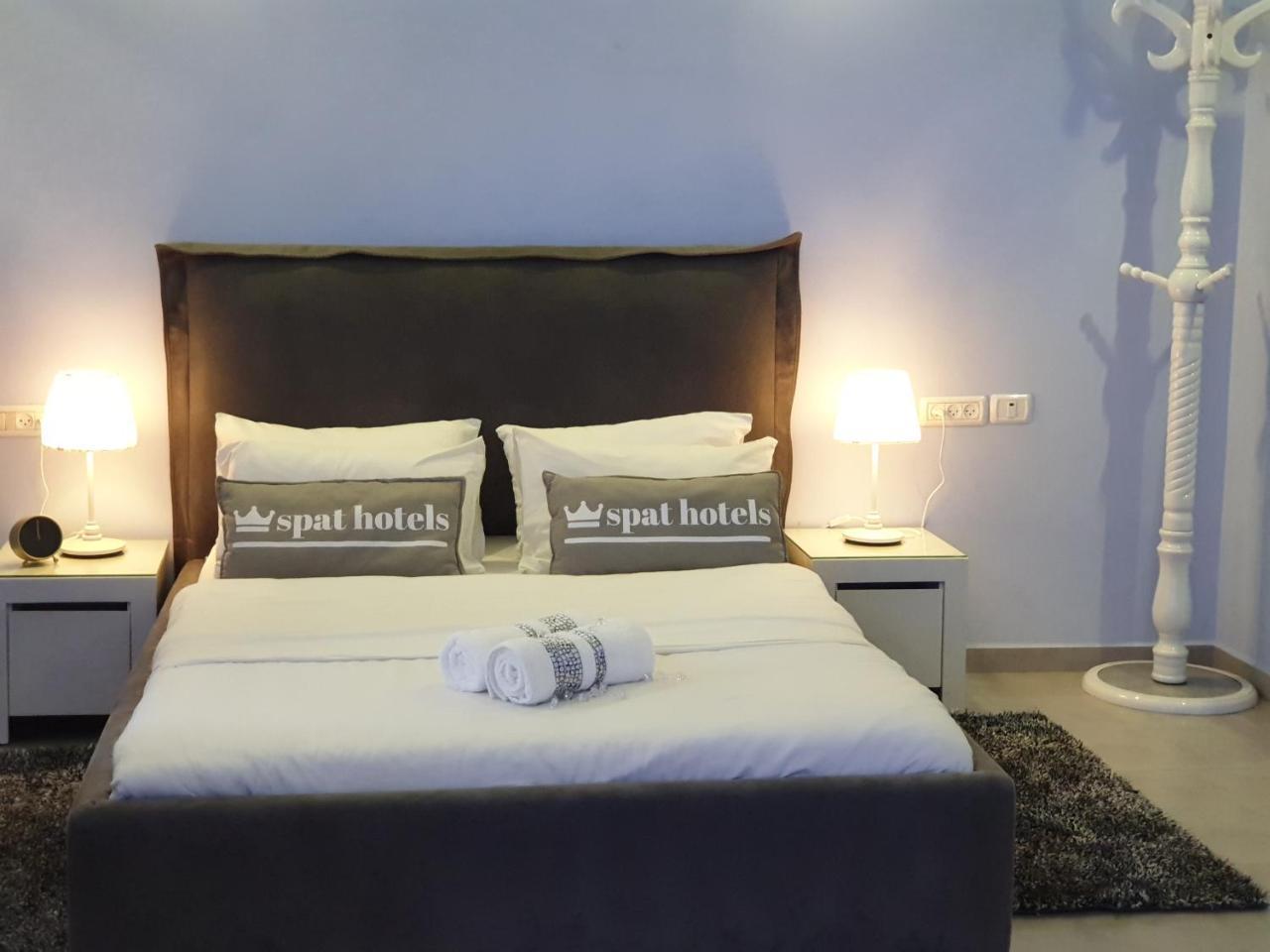 Spat Hotel Ashdod Bagian luar foto