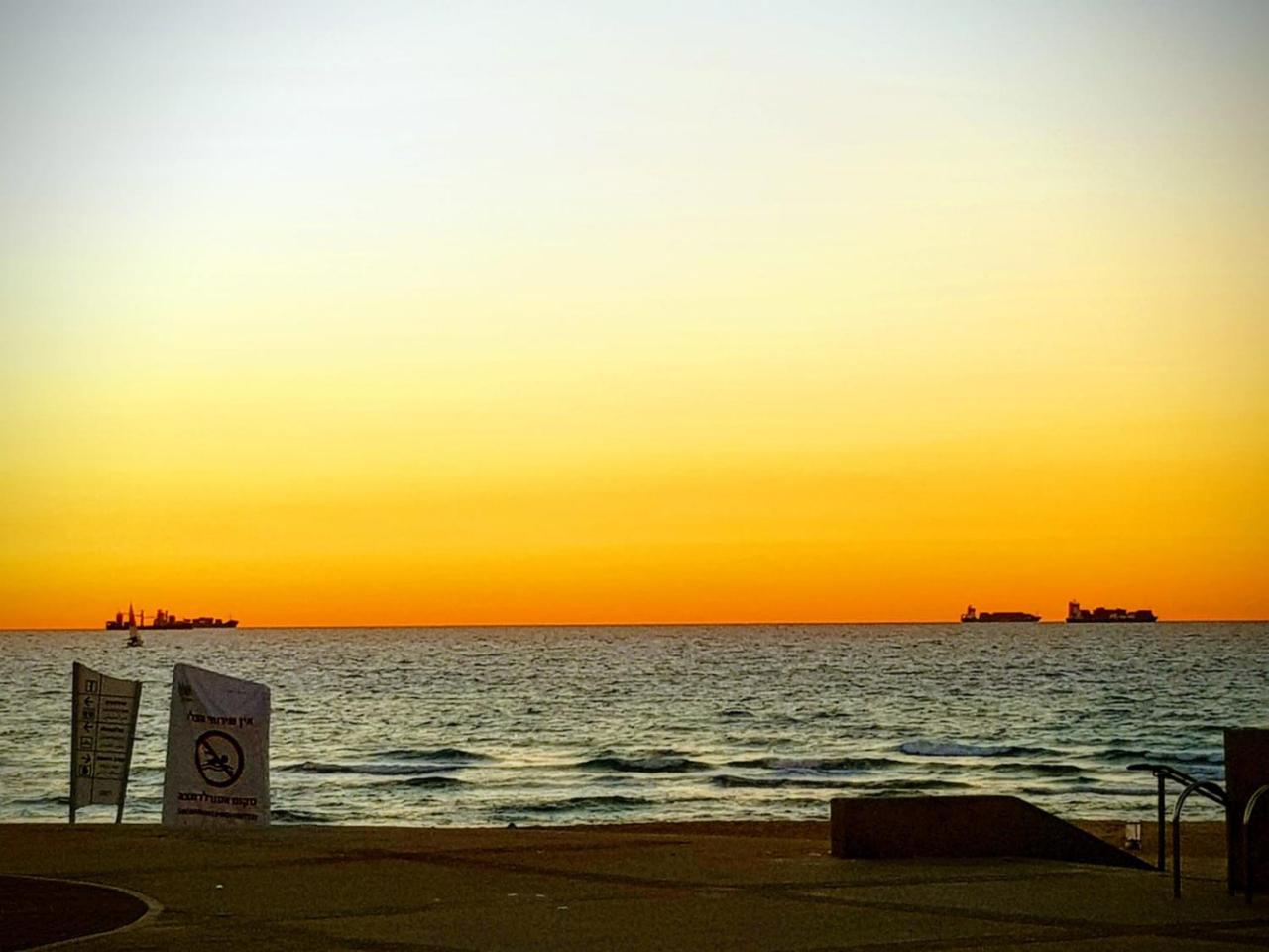 Spat Hotel Ashdod Bagian luar foto